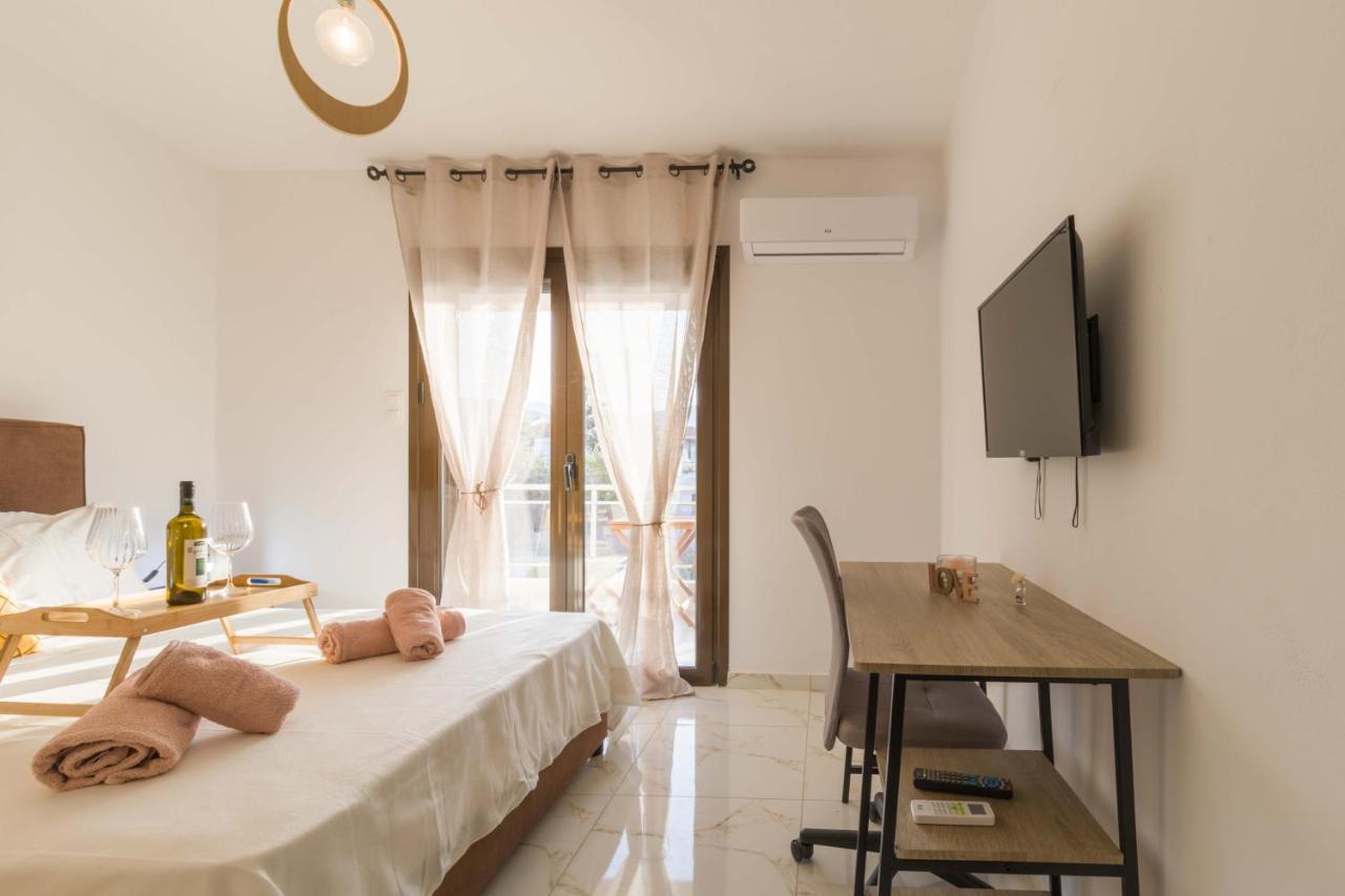 Seaside Serenity Suite In Loutra Като Алмири Екстериор снимка