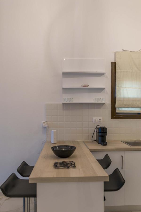 Seaside Serenity Suite In Loutra Като Алмири Екстериор снимка