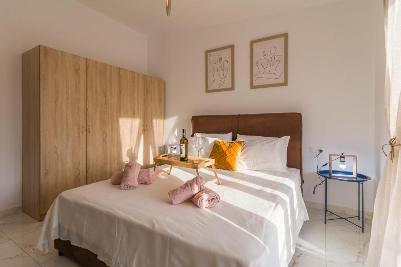 Seaside Serenity Suite In Loutra Като Алмири Екстериор снимка